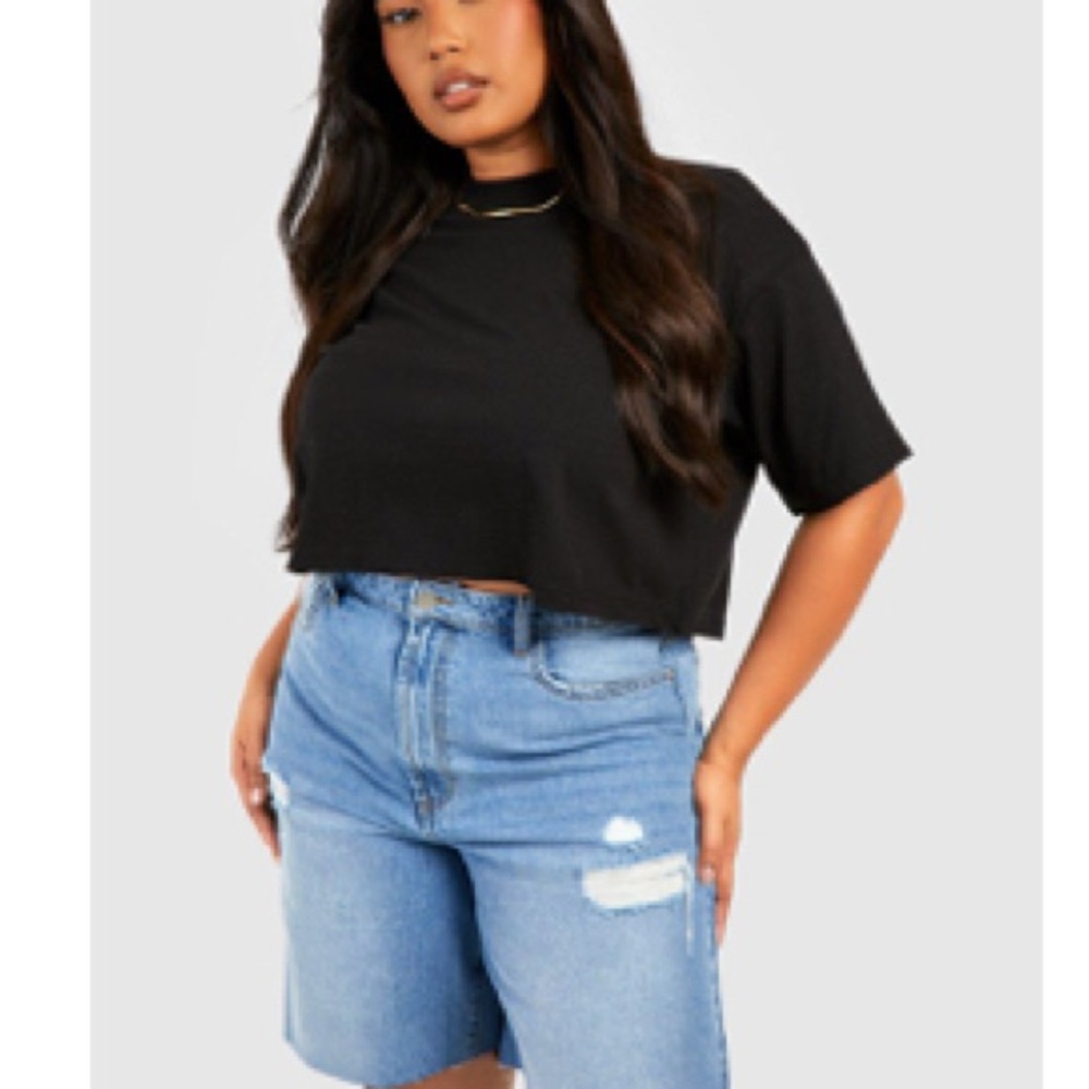 Boohoo light wash denim bermudas